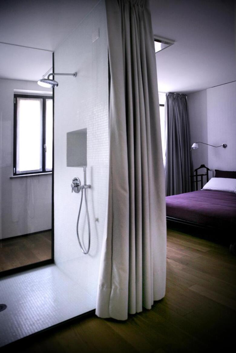 Mxp Rooms