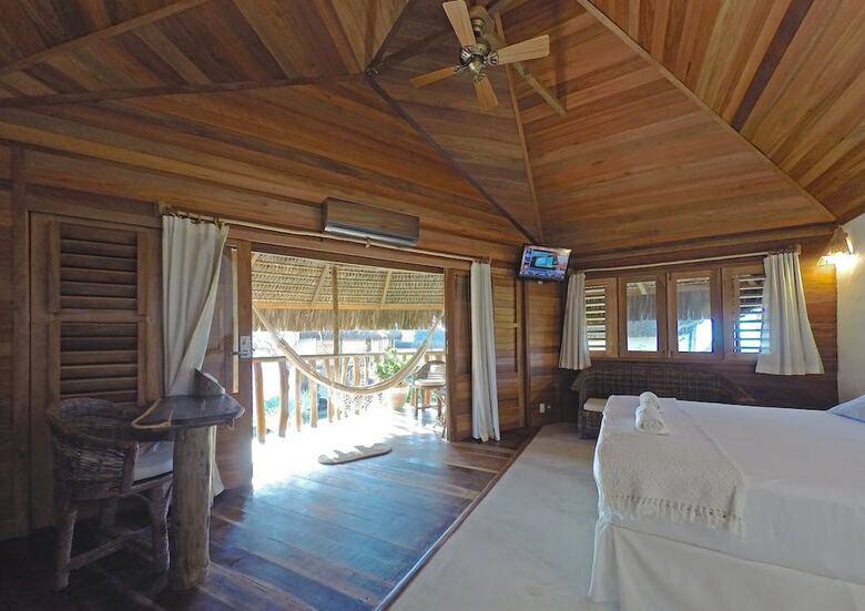 Hotel Hurricane Jeri Praia