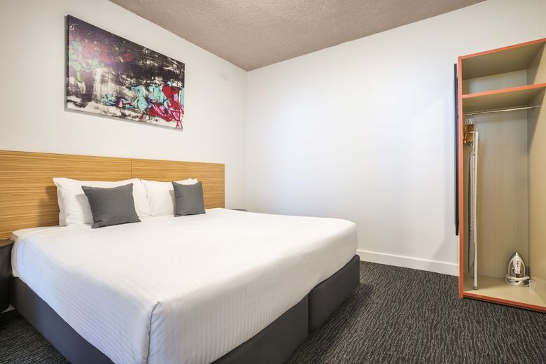 Motel Nightcap At Waltzing Matilda Hotel