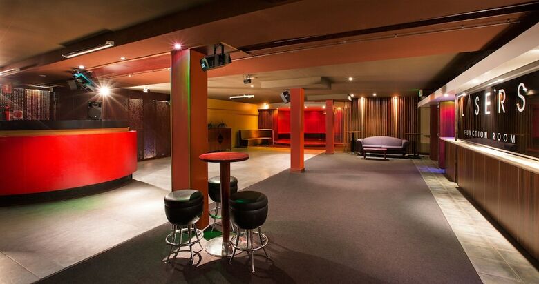 Motel Nightcap At Waltzing Matilda Hotel