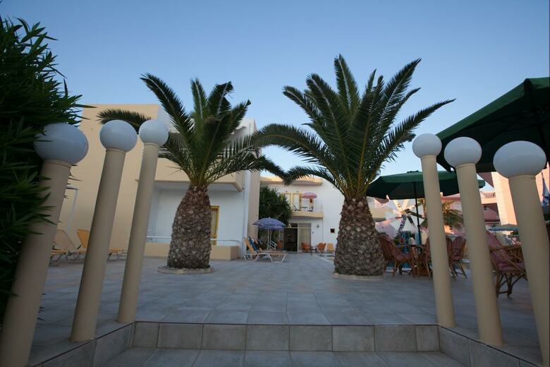 Aparthotel Cosmi Apartments