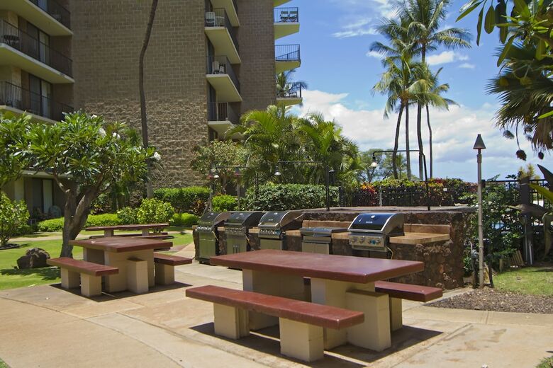 Kauhale Makai - Maui Condo & Home