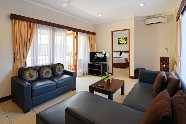 Aparthotel Kuta Townhouse Apartments