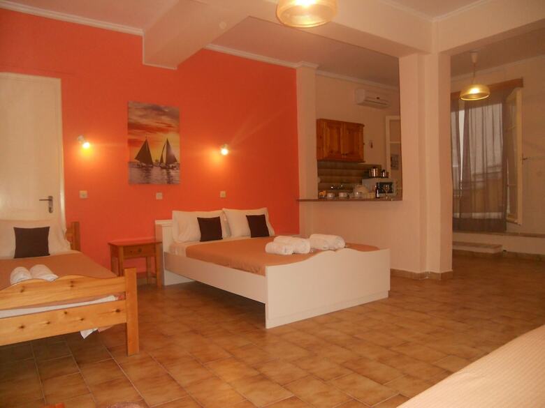 Aparthotel Elli-marina Studios & Apartments