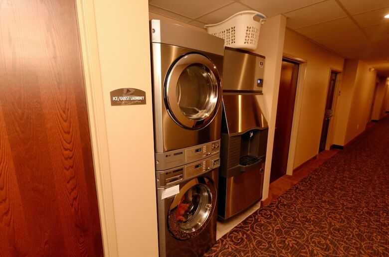 Hotel Cobblestone Inn & Suites - Fort Madison