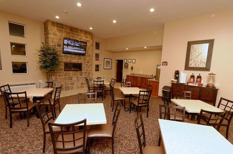 Hotel Cobblestone Inn & Suites - Fort Madison
