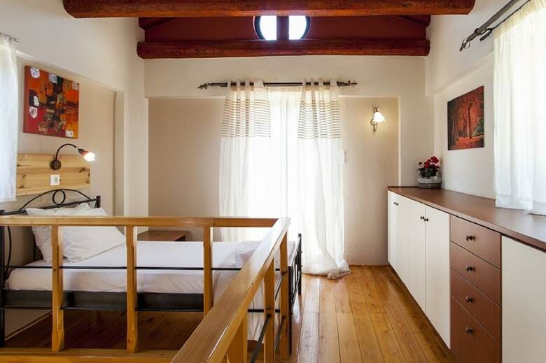Aparthotel Estate Kares