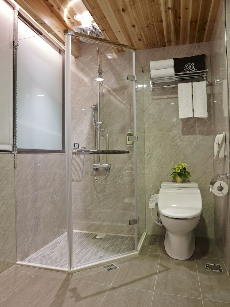 Beauty Hotels Taipei-hotel Bstay