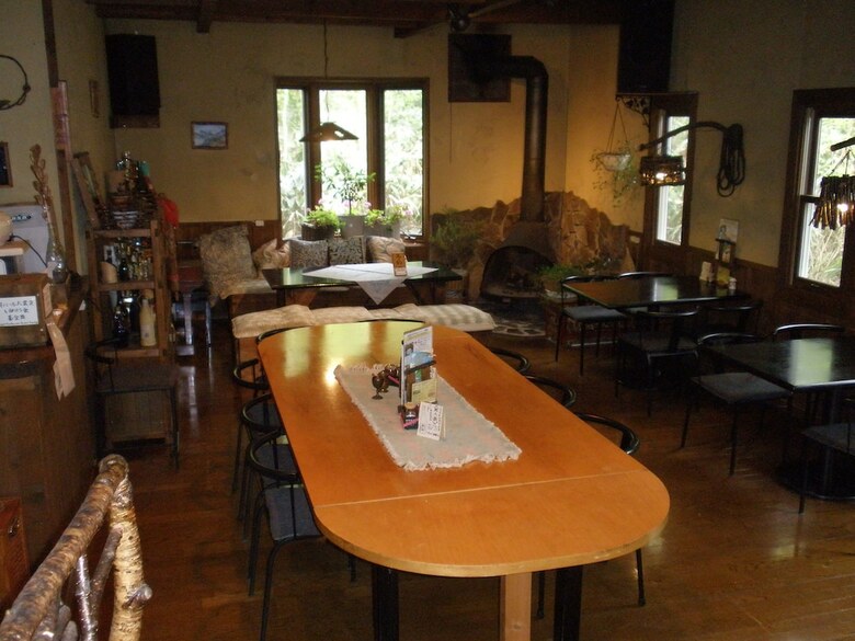 Bed & Breakfast Pension & Restaurant Bistare Kana