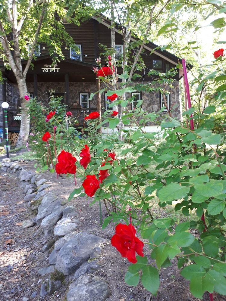 Bed & Breakfast Pension & Restaurant Bistare Kana