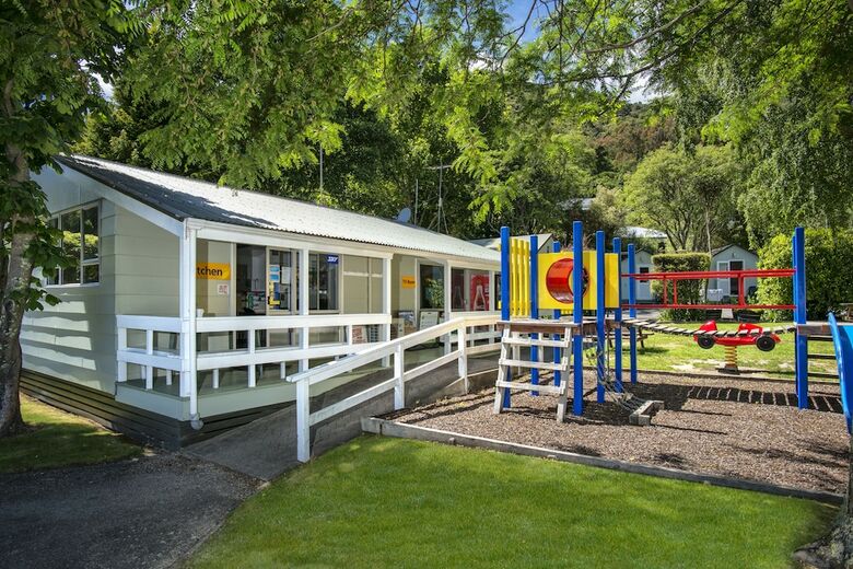 Picton Top10 Holiday Park