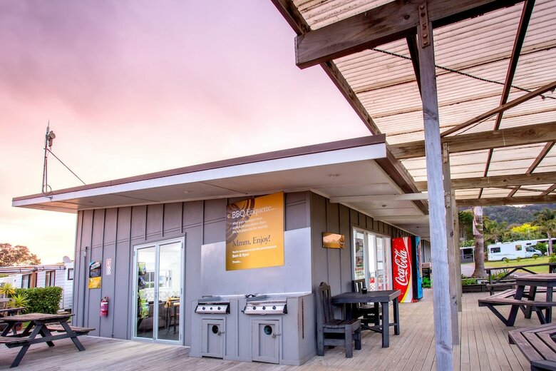Cabana Beachaven Top 10 Holiday Park