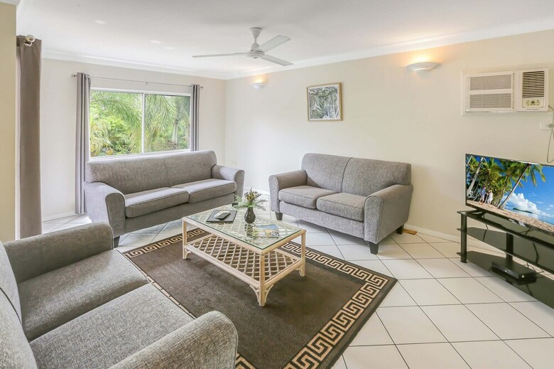 Koala Court Holiday Apartments