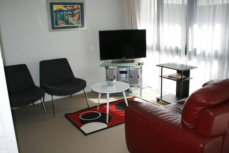 Atlas Suites And Apartments
