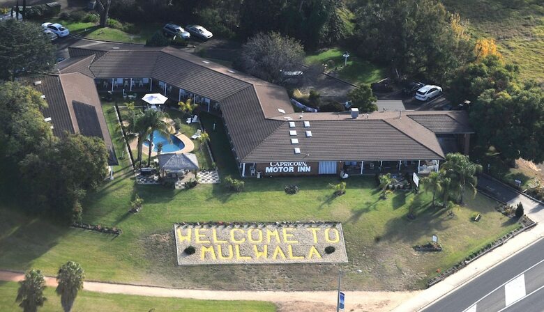 Capricorn Motor Inn