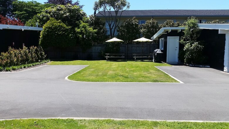 52 On Rifle Motel
