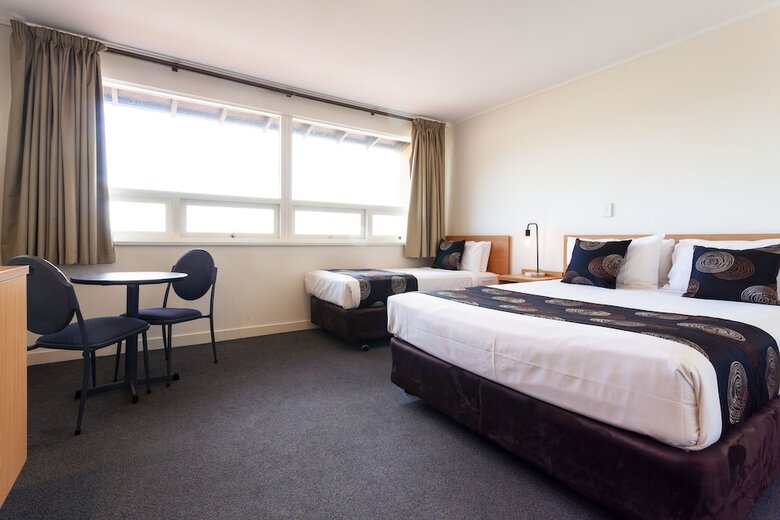 Black Buffalo Hotel
