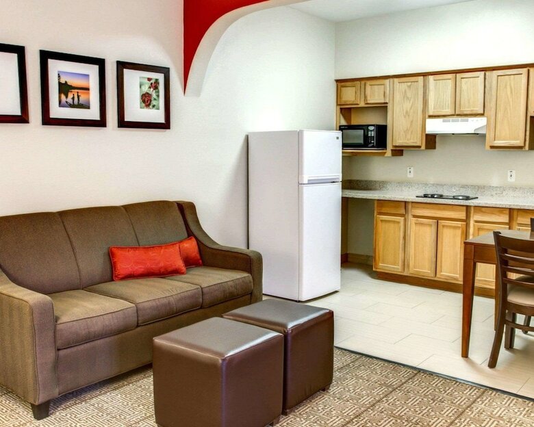 Hotel Comfort Suites Tyler South