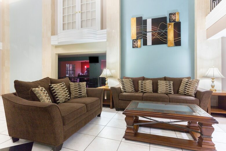 Hotel Baymont By Wyndham Port Arthur