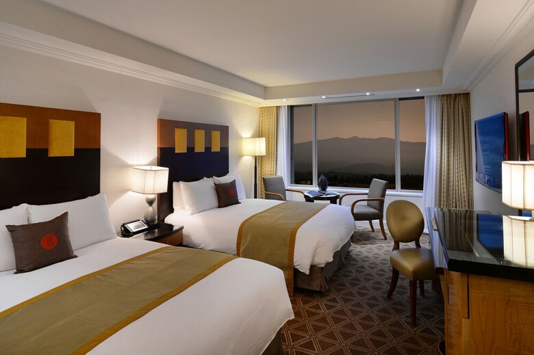 Hotel Ramada Plaza Jeju Ocean Front