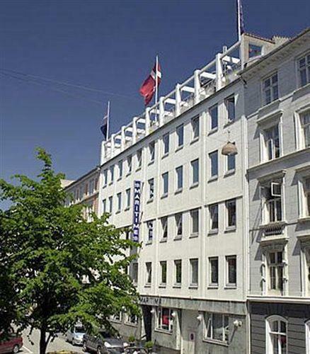 Hotel Maritime