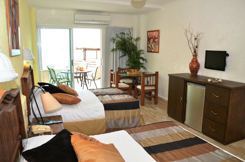 Aparthotel Amigo Rental