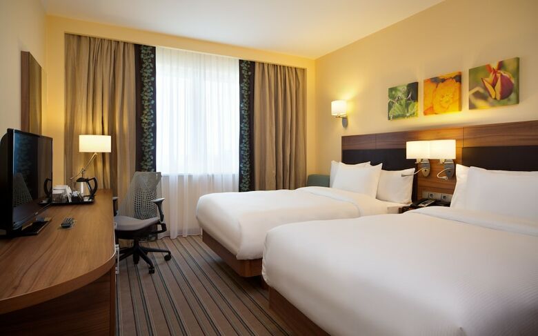 Hotel Hilton Garden Inn Ufa Riverside