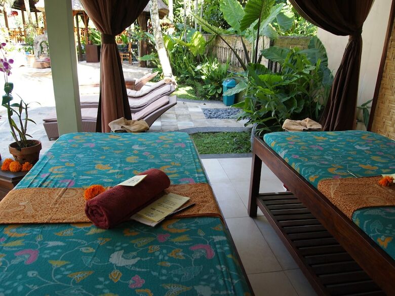Saren Indah Hotel