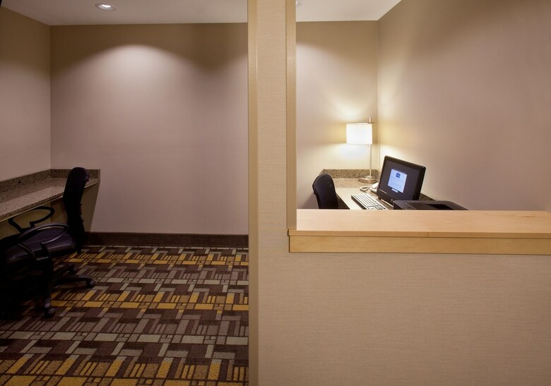 Hotel Americinn By Wyndham Hartford Sd