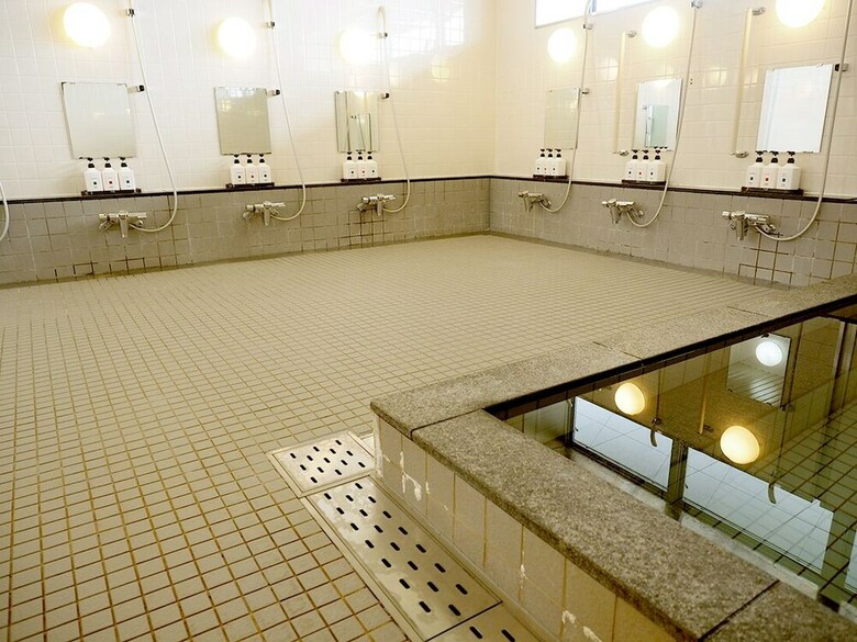 Hostal Shin-osaka Youth Hostel