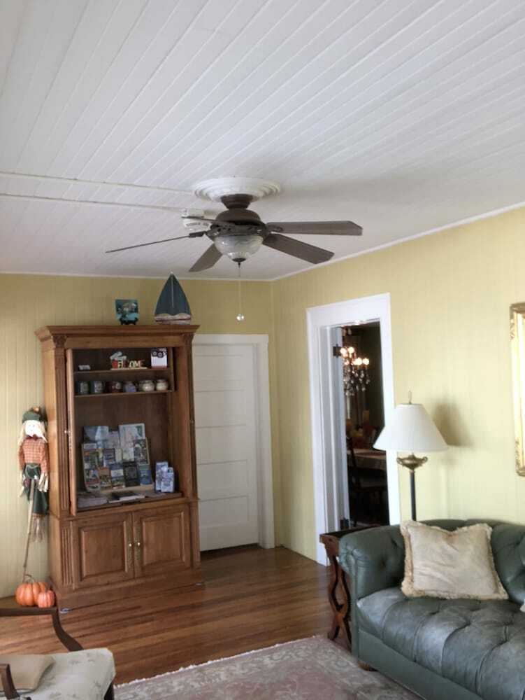 The Hibiscus House Bed And Breakfast