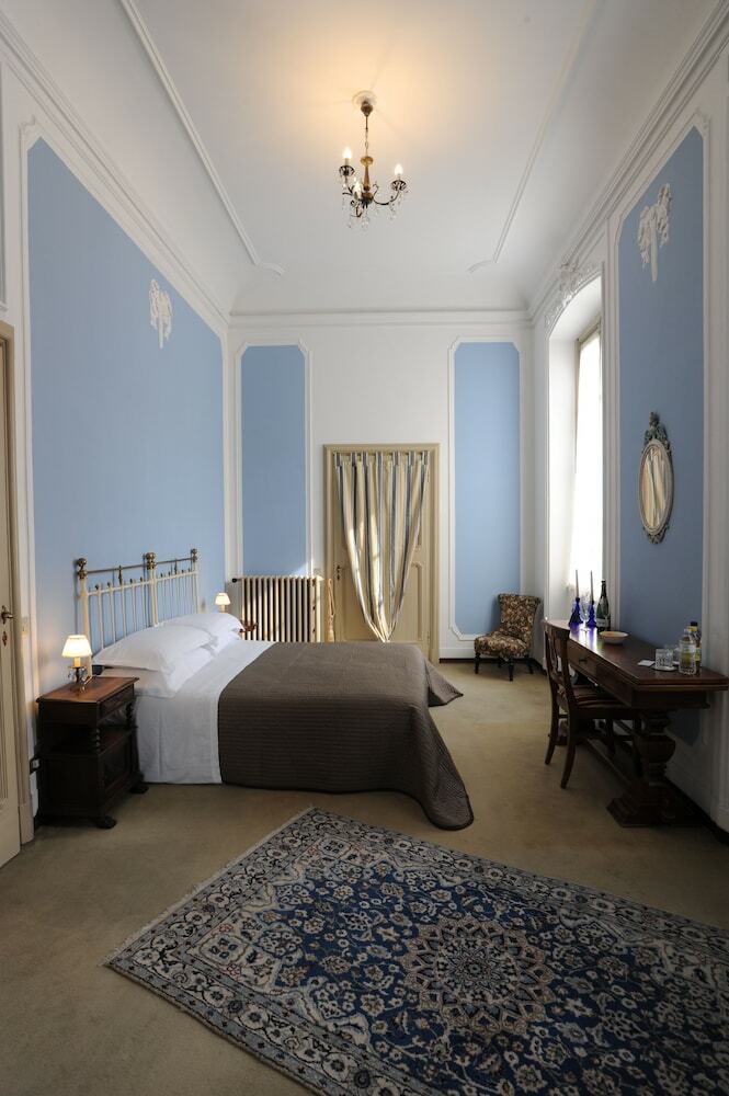 Antica Dimora B&B In Historic Residence