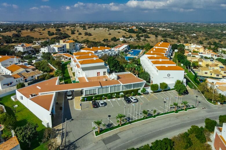 Apartamentos Tur�sticos Pateo Village