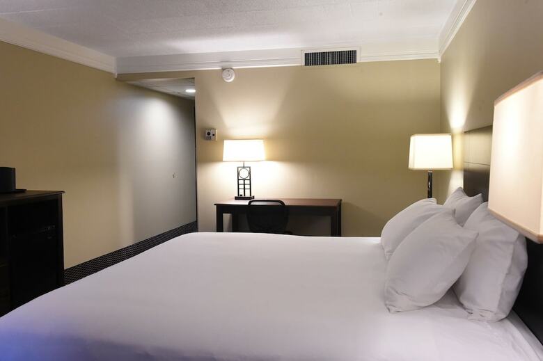 Altoona Grand Hotel & Conference Center