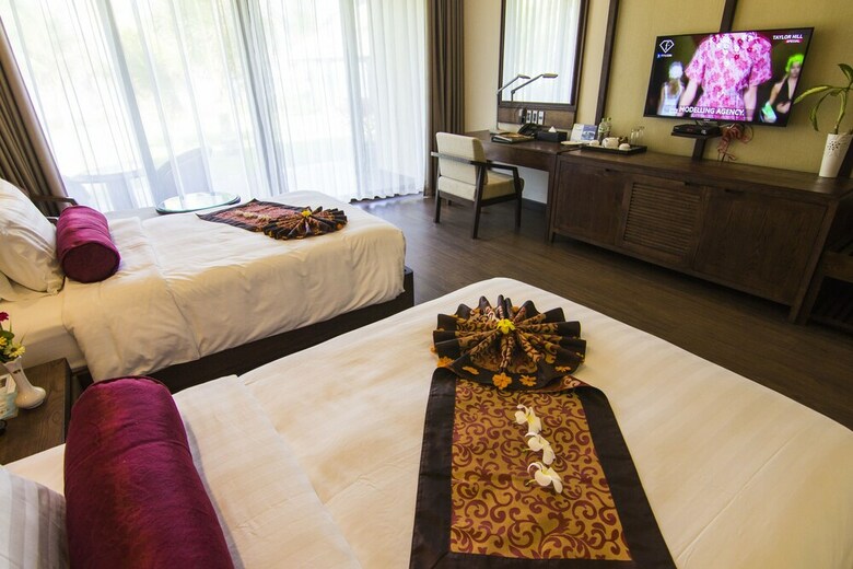 Apartamento Huong Phong Ho Coc Beach Resort