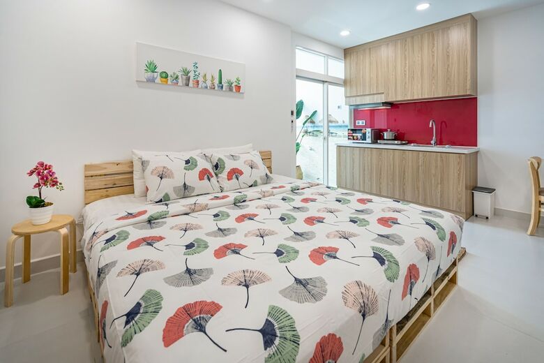 Aparthotel Holo Alex House Saigon - Serviced Homestay