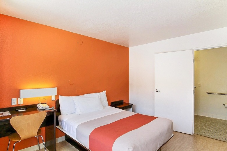 Motel 6 Santa Barbara, Ca - State Street
