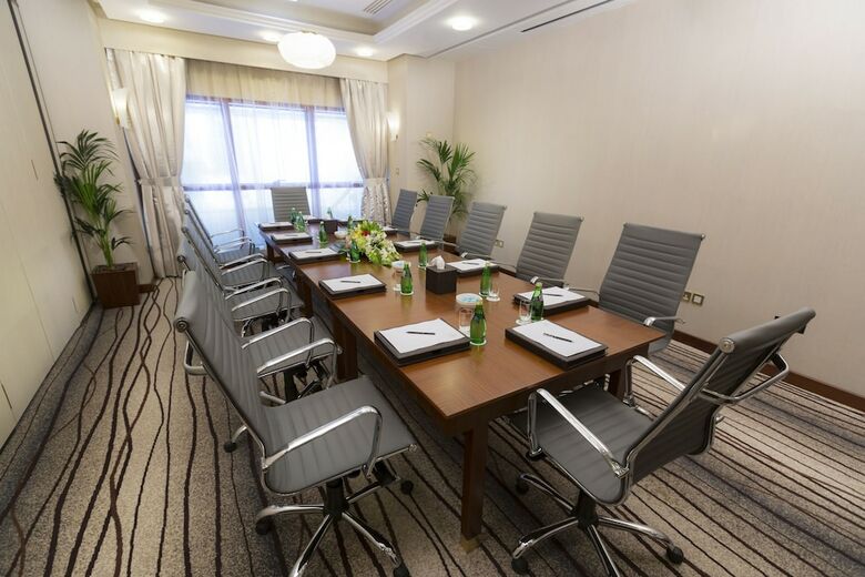 Hotel Majlis Grand Mercure Residence Abu Dhabi