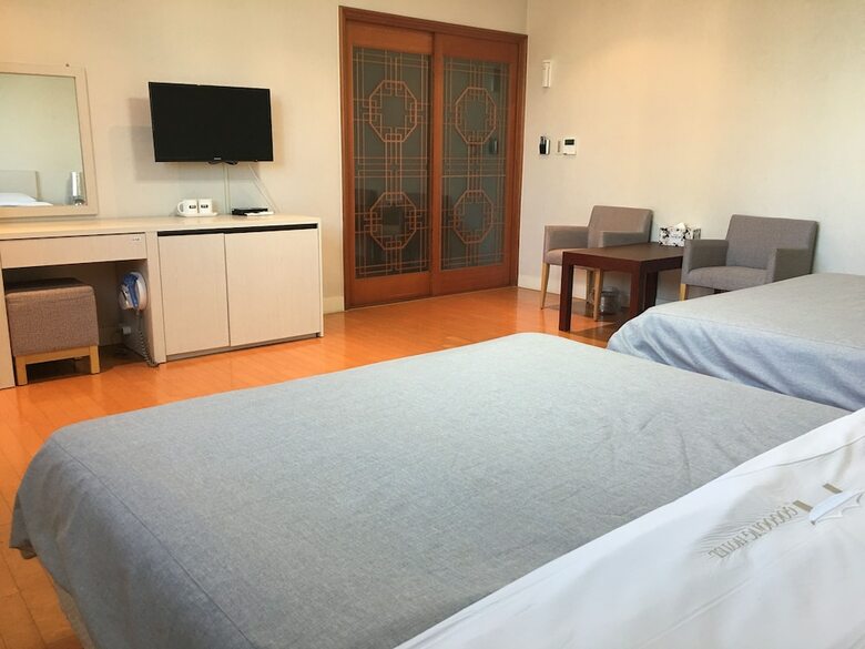 Gogoong Hotel