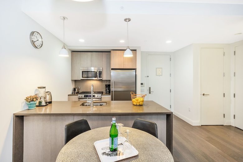 Apartamentos Dharma Home Suites At The Arts District