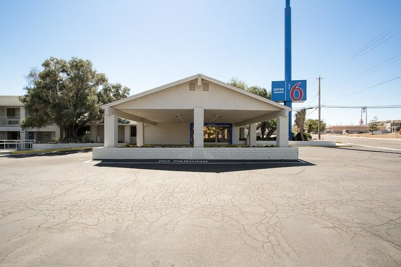 Motel 6 Kingman, Az - Route 66 West