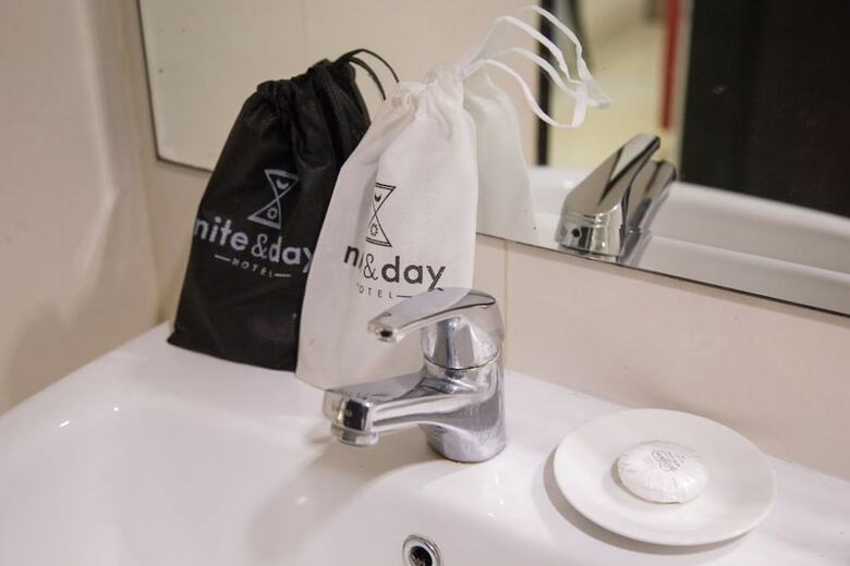 Hotel Nite And Day Jakarta Roxy