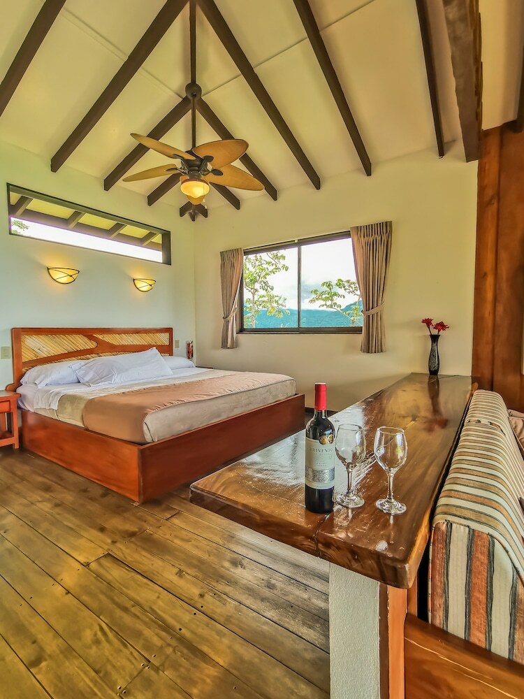 Posada Santa Juana Nature Reserve Full Board Lodge