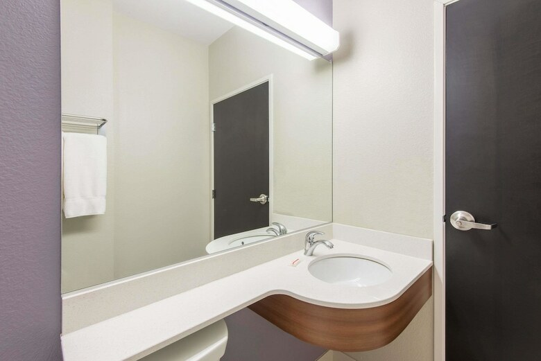 Hotel Microtel Inn & Suites By Wyndham Cadiz