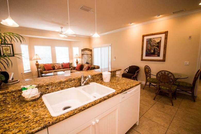 Tortuga Inn Beach Resort