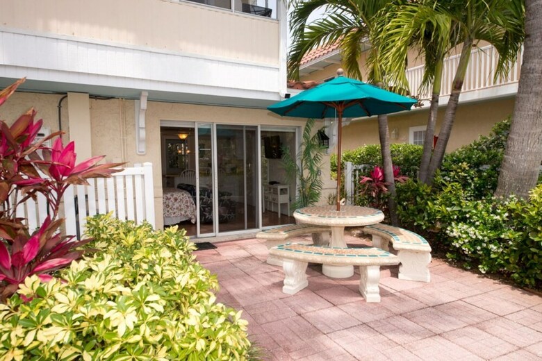 Tortuga Inn Beach Resort