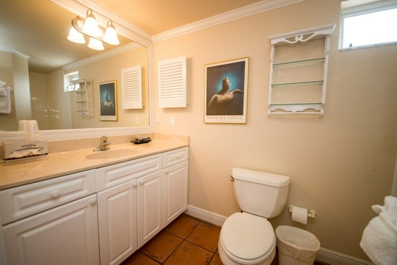 Tortuga Inn Beach Resort
