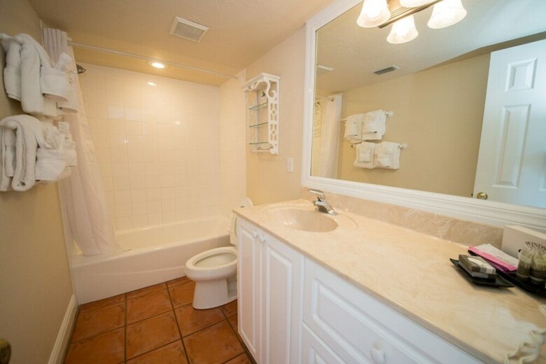 Tortuga Inn Beach Resort