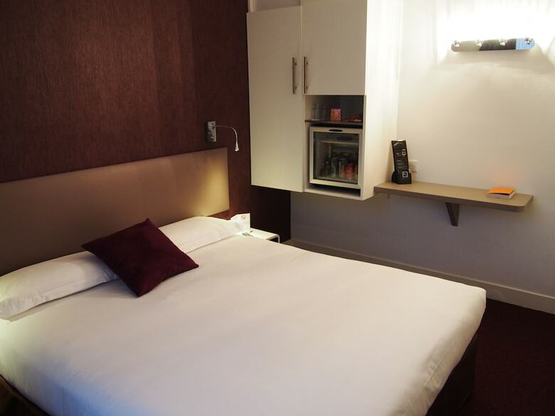 Porte De Versailles Hotel