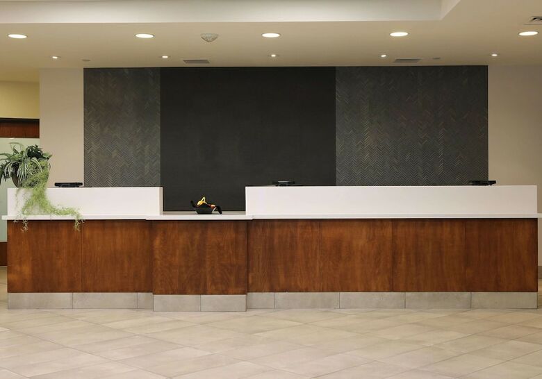 Hotel Doubletree By Hilton Omaha Southwest